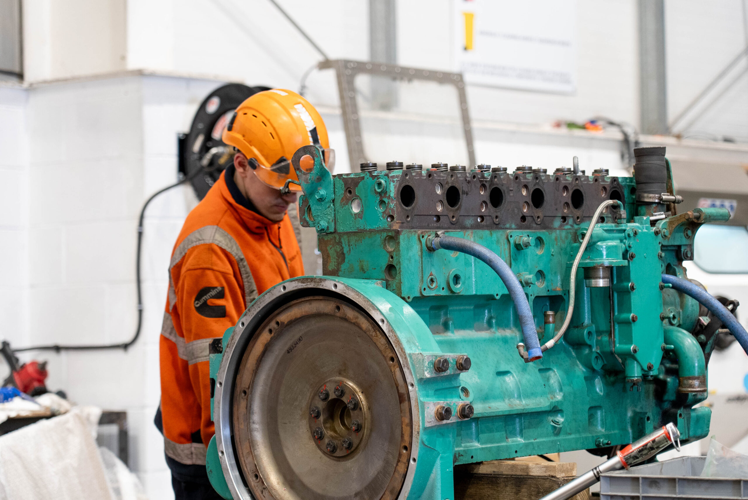 the difference between a generator service and repair